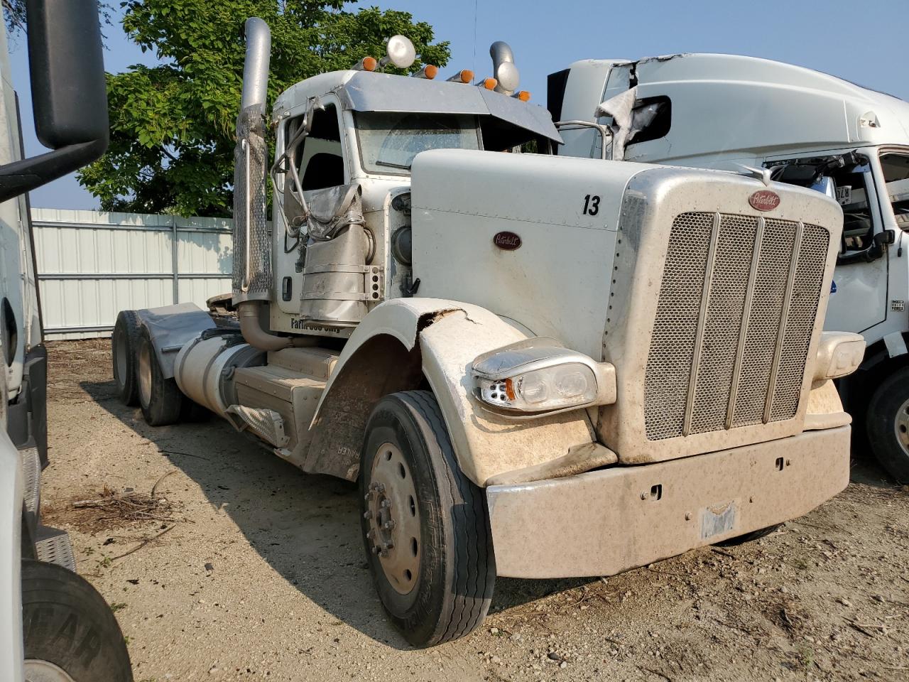 Peterbilt 388 2013 