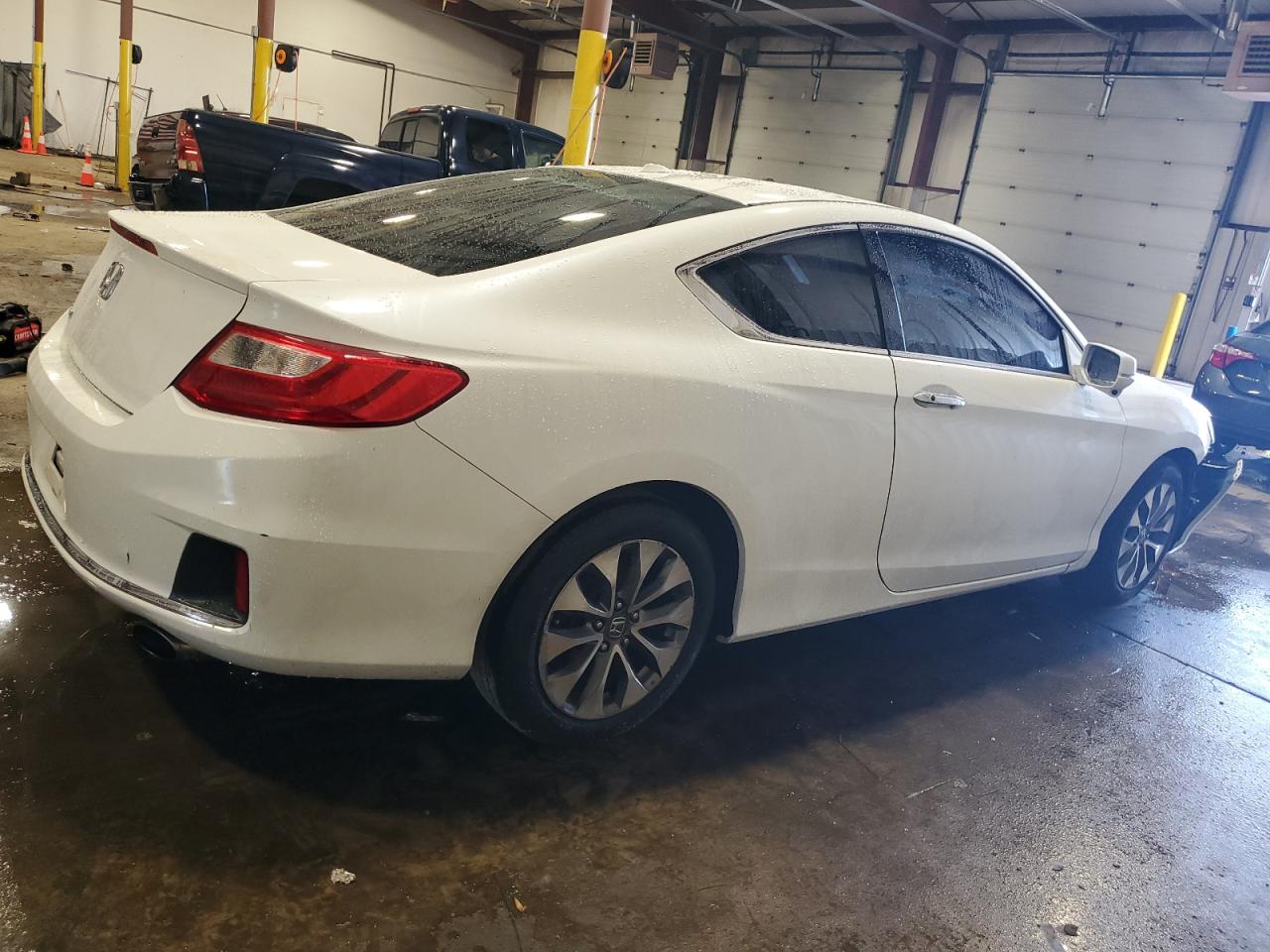 2015 Honda Accord Exl vin: 1HGCT1B88FA002709