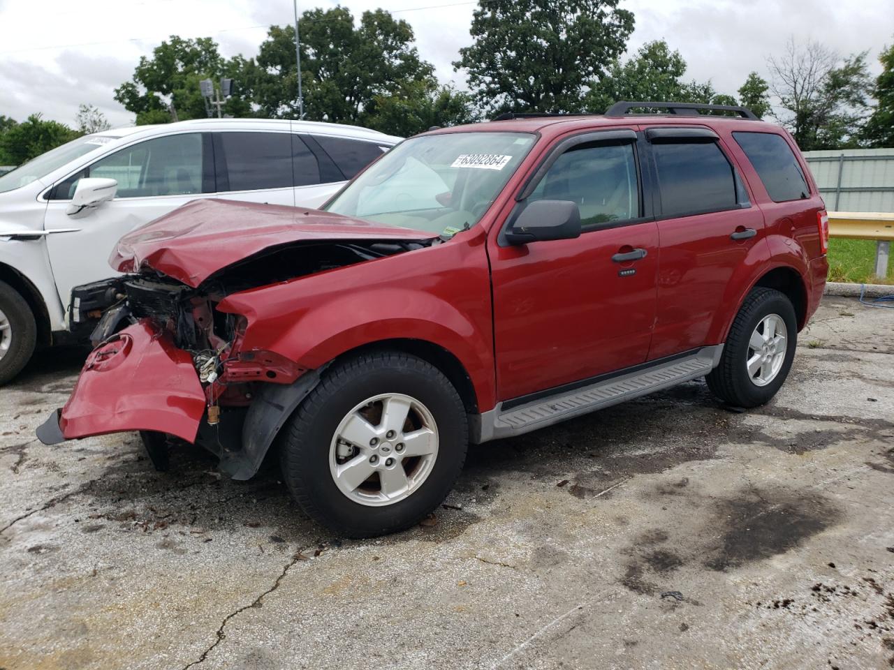 2010 Ford ESCAPE, XLT