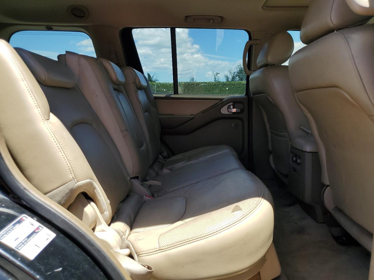 5N1AR18W37C625716 2007 Nissan Pathfinder Le