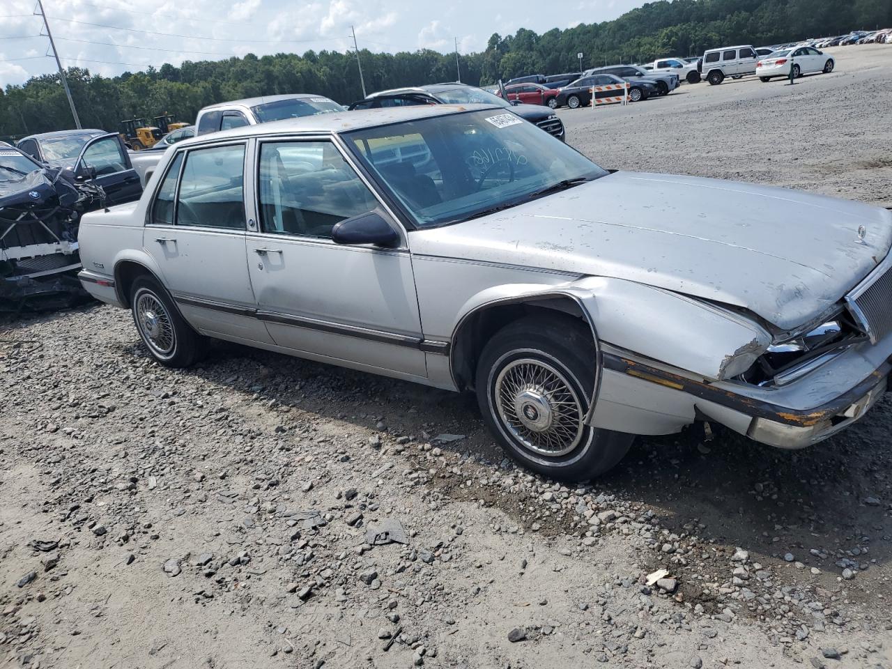 Lot #3030698087 1990 BUICK LESABRE CU