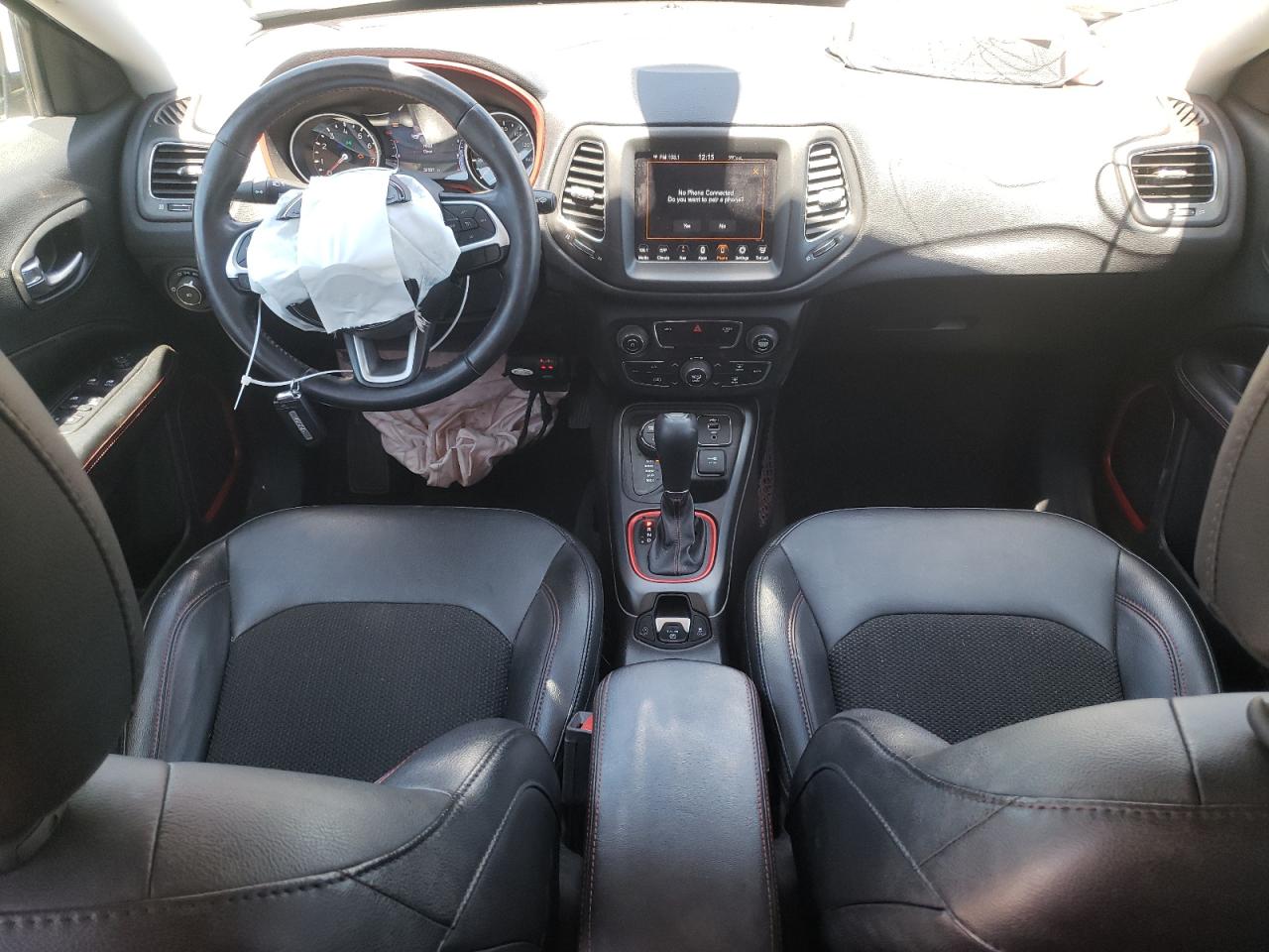 3C4NJDDB2LT143951 2020 Jeep Compass Trailhawk