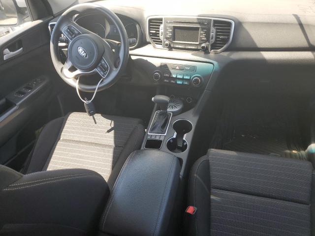 VIN KNDPMCAC3J7381350 2018 KIA Sportage, LX no.8