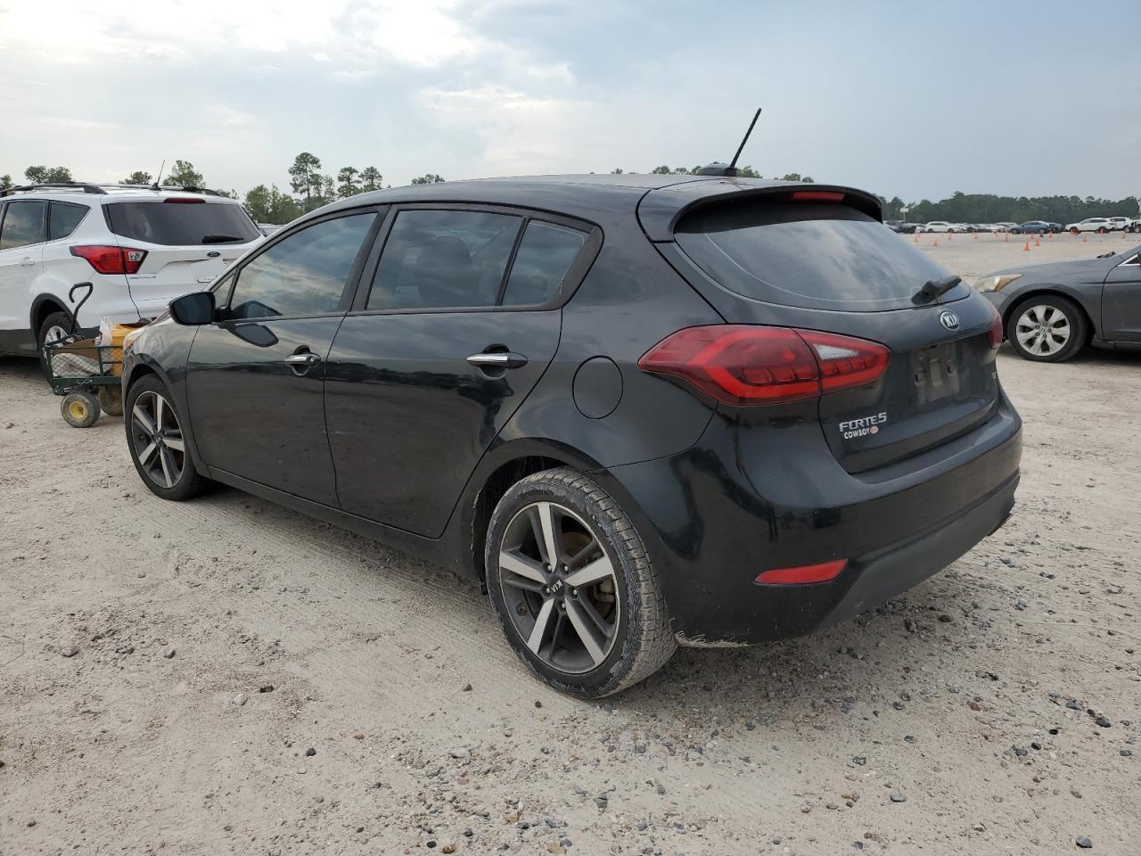 2017 Kia Forte Ex vin: KNAFX5A87H5673662