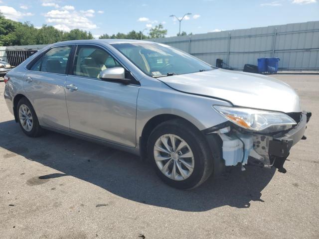 VIN 4T1BF1FK4FU971165 2015 Toyota Camry, LE no.4