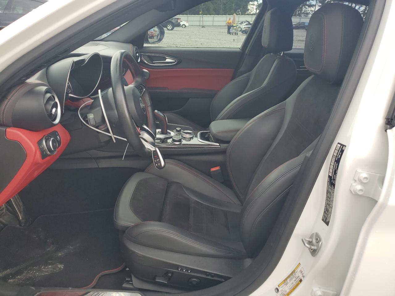 ZARFAMEV6M7648559 2021 Alfa Romeo Giulia Quadrifoglio