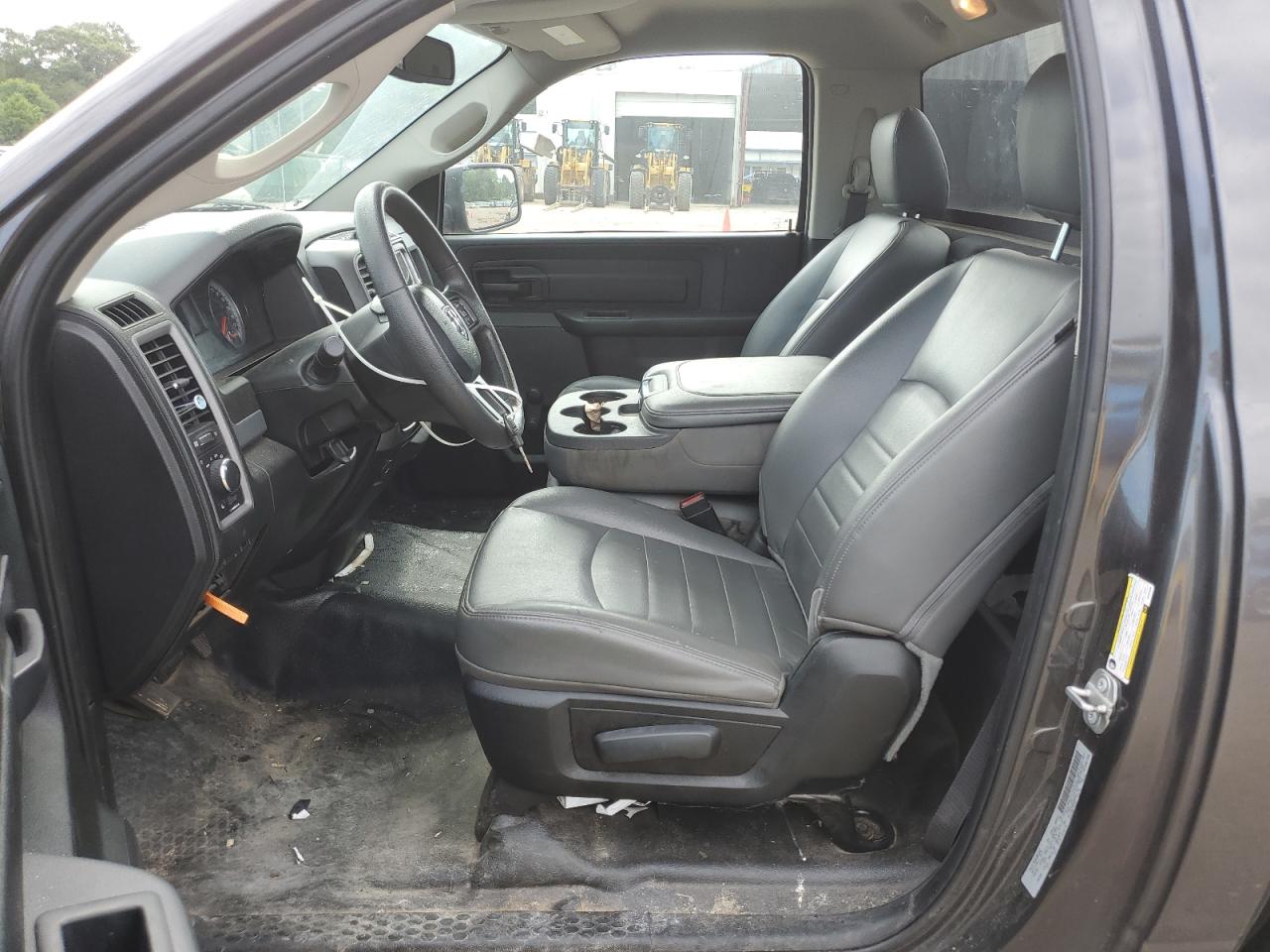 3C6JR6AGXKG504098 2019 Ram 1500 Classic Tradesman