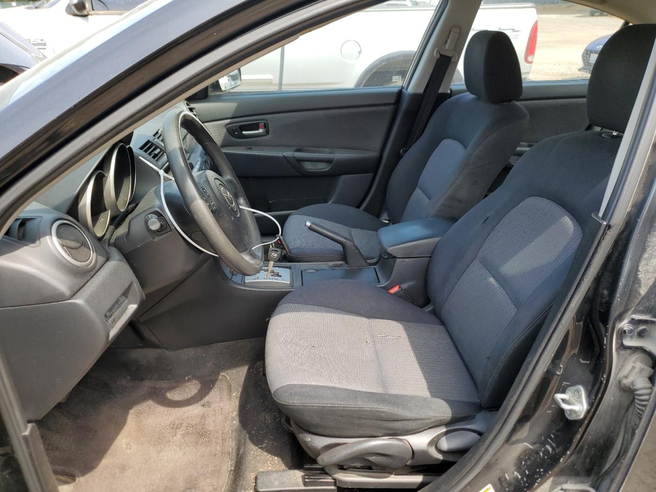 JM1BK12F471709285 2007 Mazda 3 I