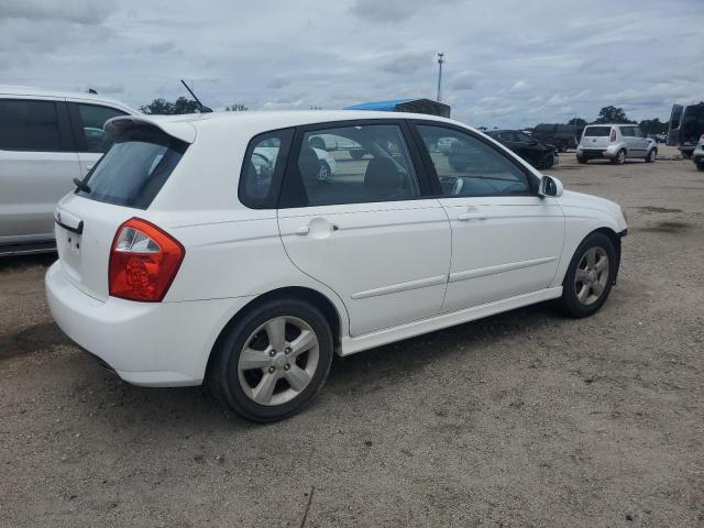 KIA SPECTRA5 5 2008 white hatchbac gas KNAFE161485010382 photo #4