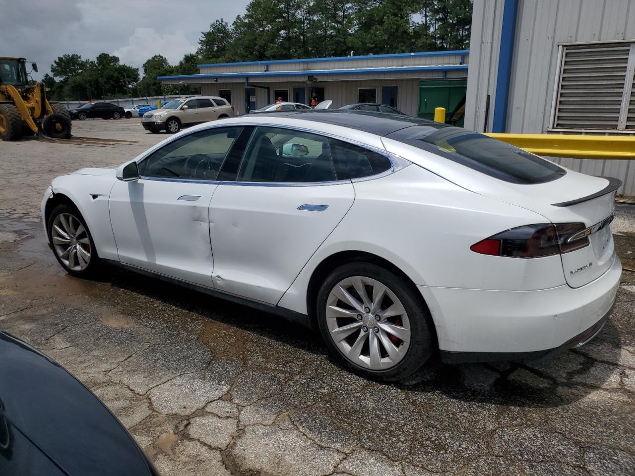 Lot #2339131695 2014 TESLA MODEL S