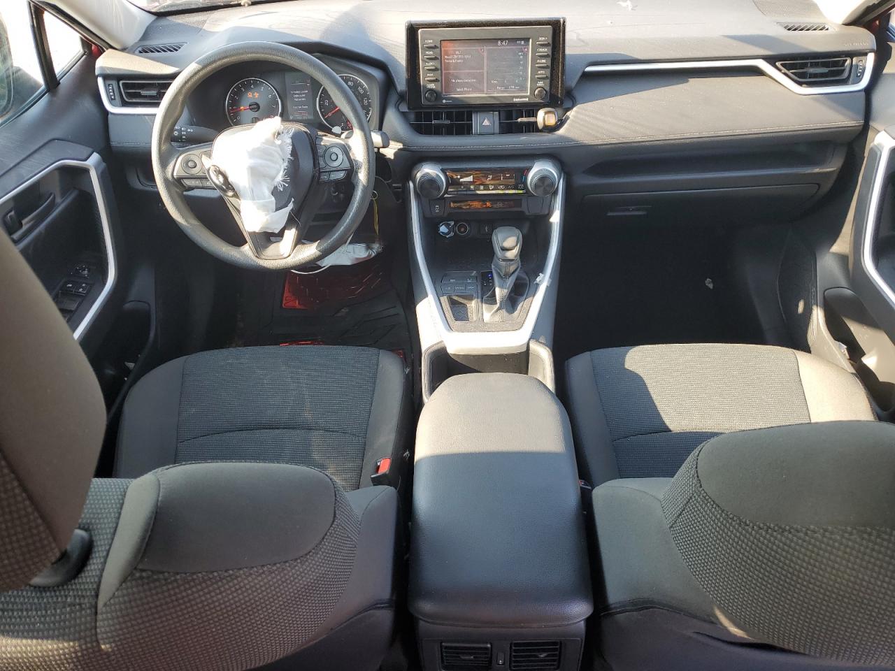 2T3H1RFV6NW206045 2022 Toyota Rav4 Le