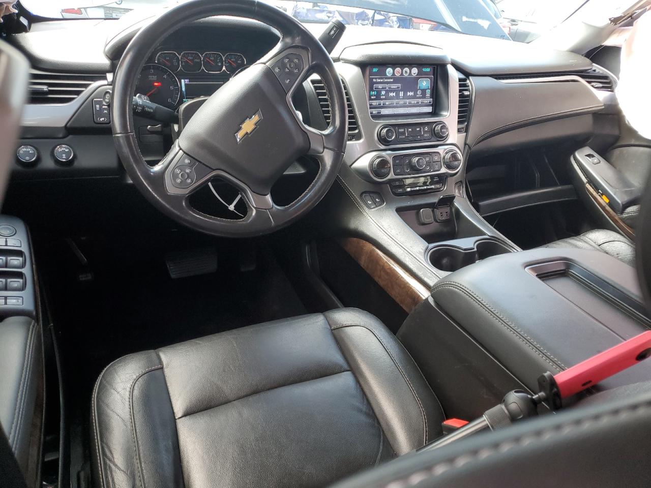 1GNSKHKC3KR111656 2019 Chevrolet Suburban K1500 Lt