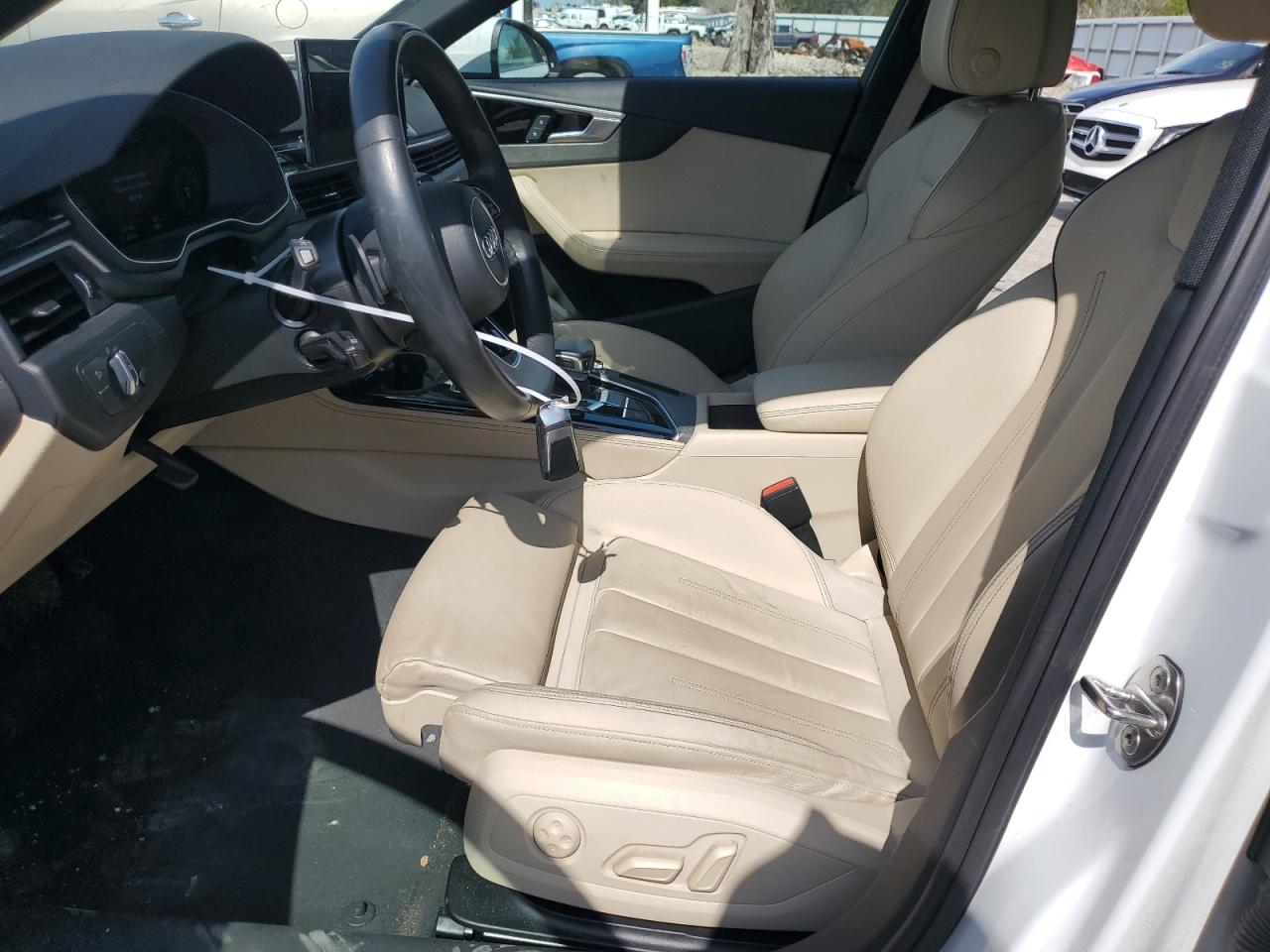 WAUEAAF43NN014680 2022 Audi A4 Premium Plus 45