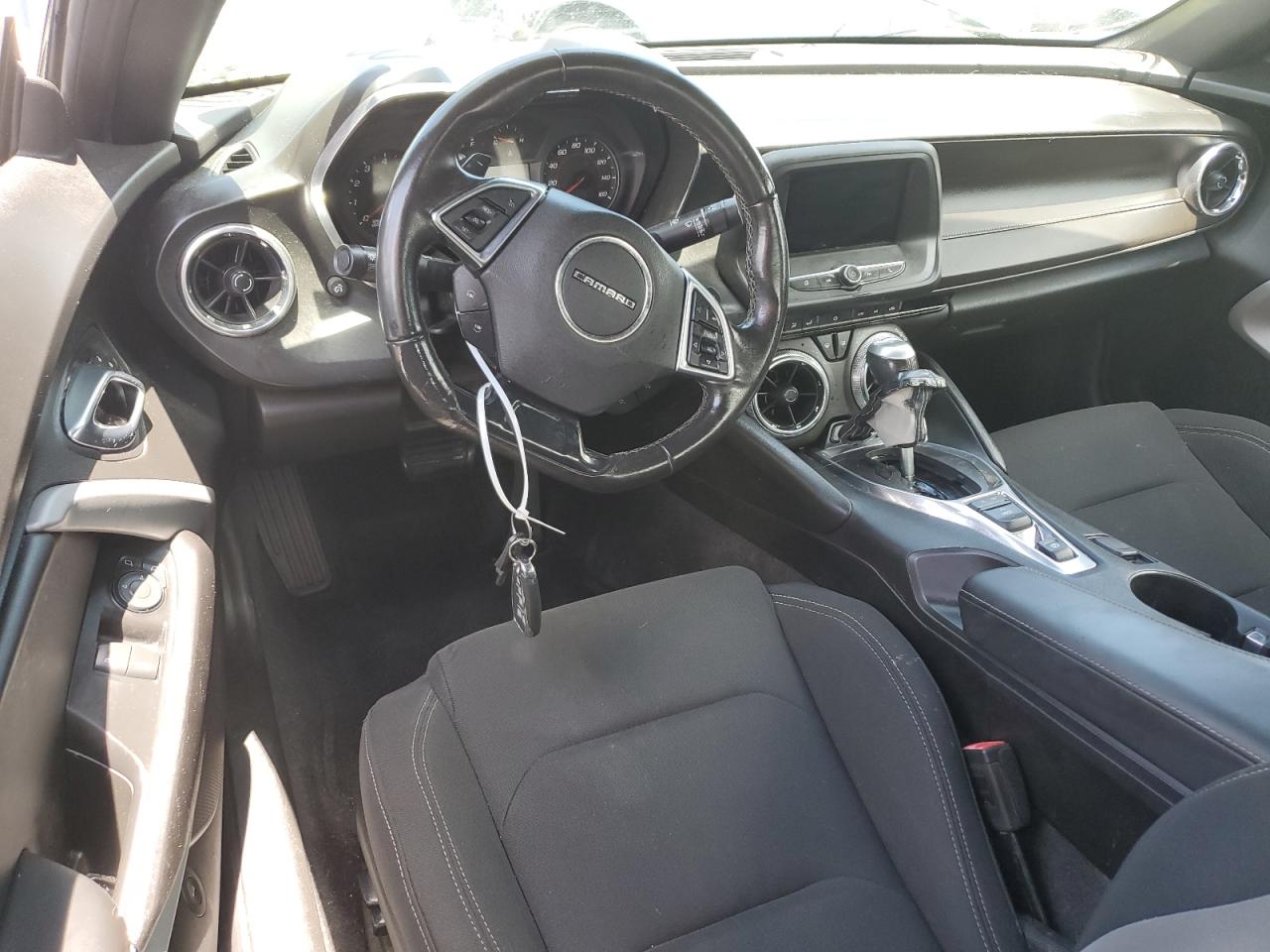 1G1FB1RS8K0105878 2019 Chevrolet Camaro Ls