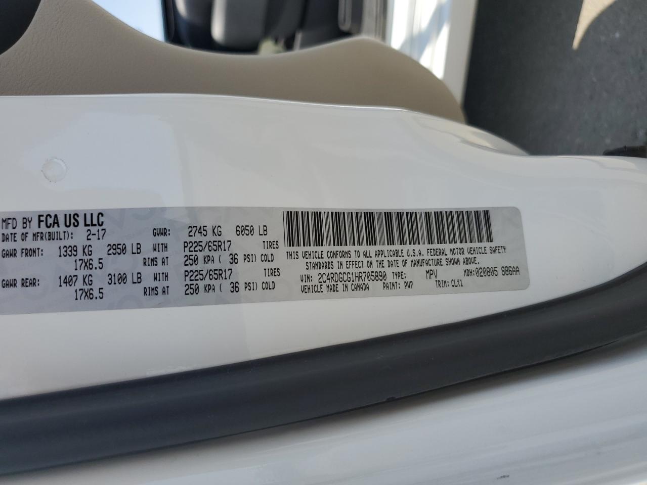 2017 Dodge Grand Caravan Sxt vin: 2C4RDGCG1HR705890