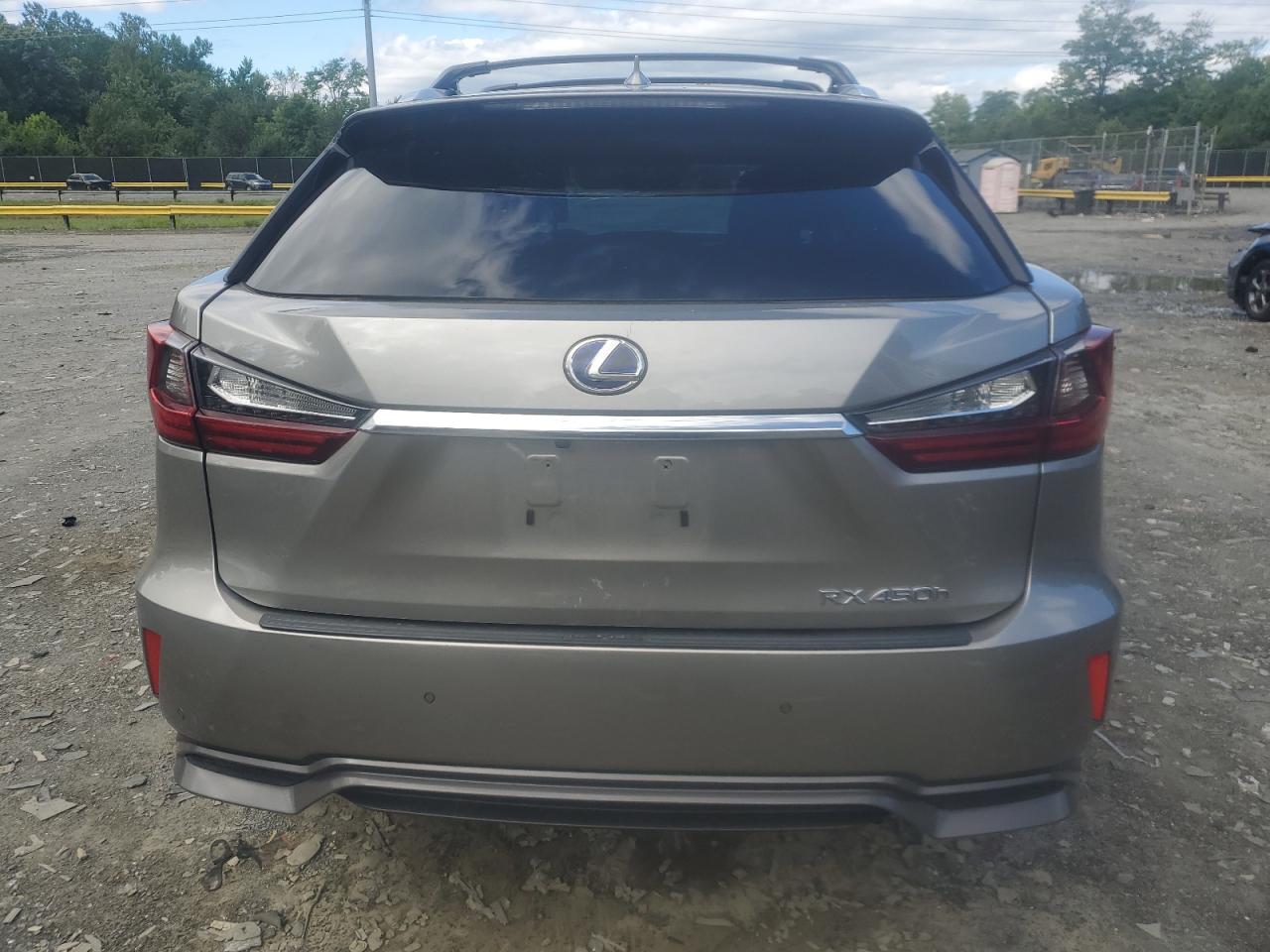 2T2BGMCA2HC013362 2017 Lexus Rx 450H Base