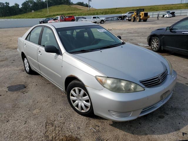 2005 Toyota Camry Le VIN: 4T1BE32K25U015802 Lot: 62475034