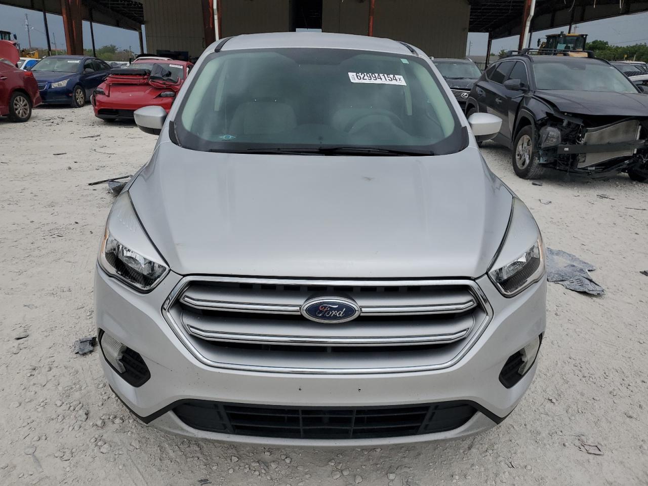 2017 Ford Escape Se vin: 1FMCU9G96HUC07549