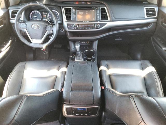 VIN 5TDJZRFH1KS920862 2019 Toyota Highlander, SE no.8