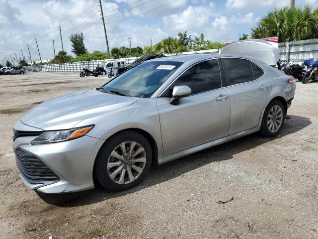 VIN 4T1B11HK8JU652274 2018 Toyota Camry, L no.1