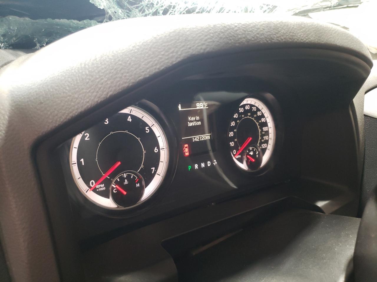 1C6RR7FT3GS413575 2016 Ram 1500 St