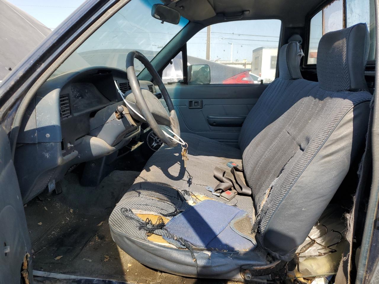 4TARN81P0NZ045263 1992 Toyota Pickup 1/2 Ton Short Wheelbase Dlx