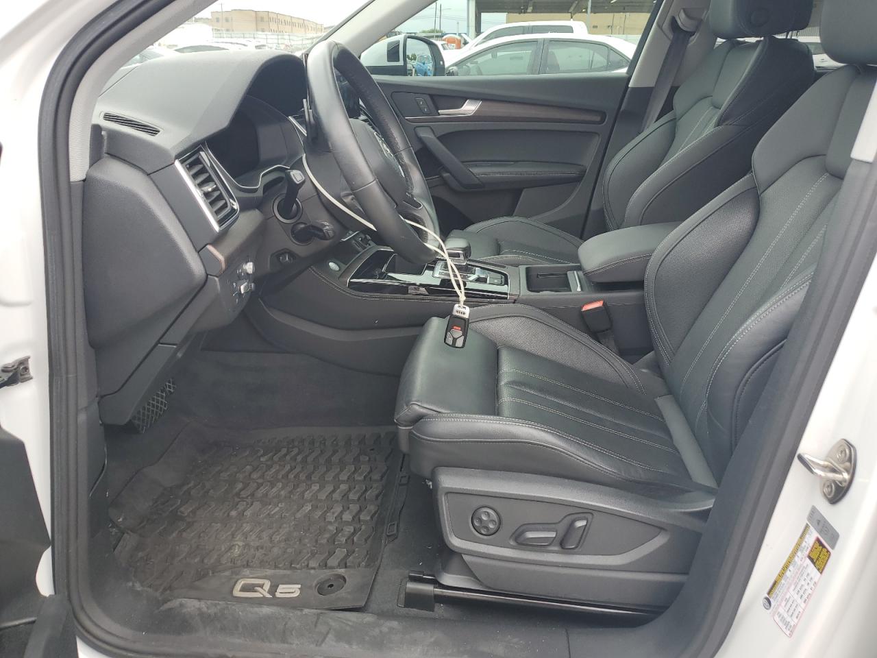 WA1CABFY0M2026797 2021 Audi Q5 Prestige