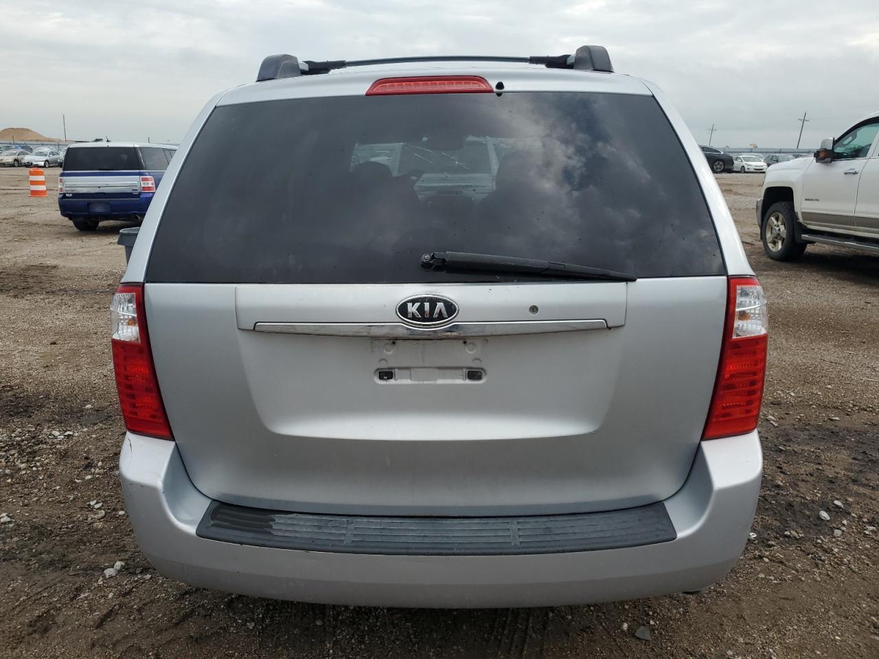 KNDMB233266053379 2006 Kia Sedona Ex