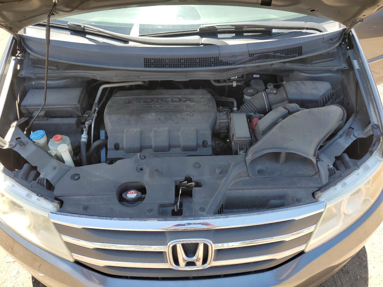 5FNRL5H62BB002194 2011 Honda Odyssey Exl