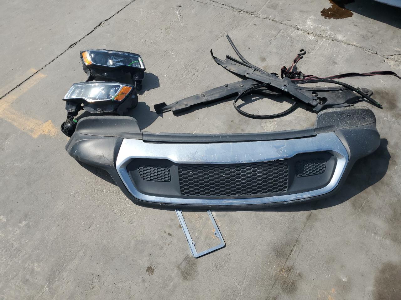 1C4RJEBG5JC514048 2018 Jeep Grand Cherokee Limited