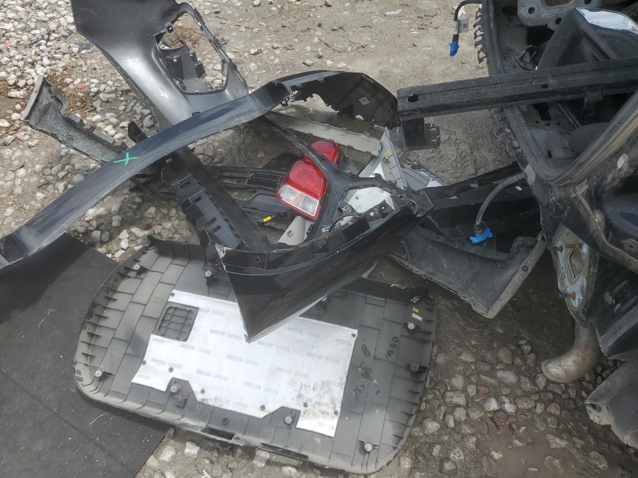 KL7CJMSB1JB609908 2018 Chevrolet Trax Premier