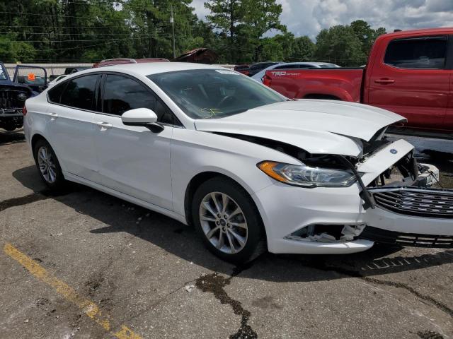 VIN 3FA6P0H75HR330676 2017 Ford Fusion, SE no.4