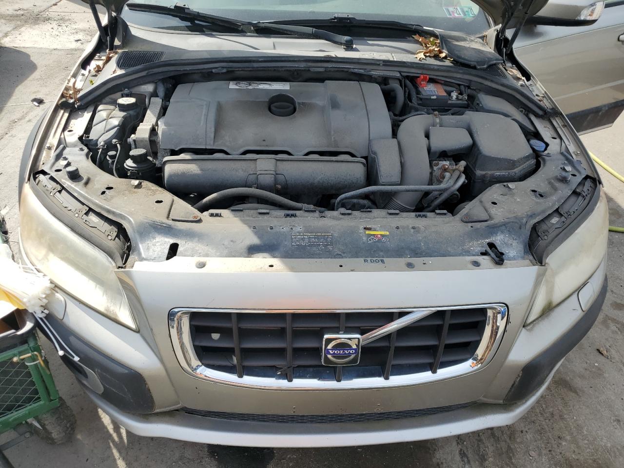 YV4BZ982981034630 2008 Volvo Xc70