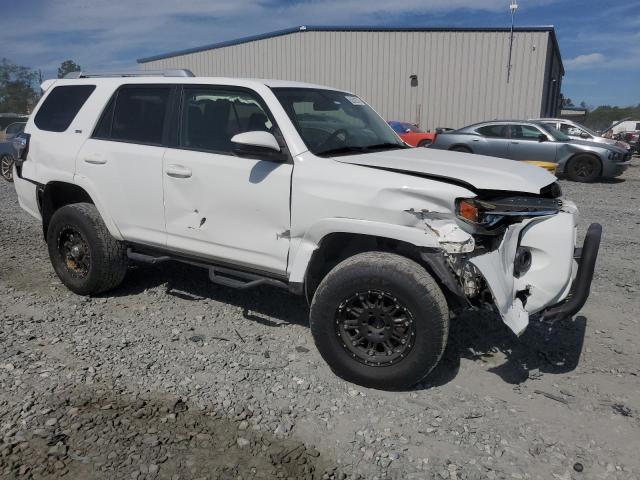 2015 TOYOTA 4RUNNER SR - JTEBU5JR1F5229589