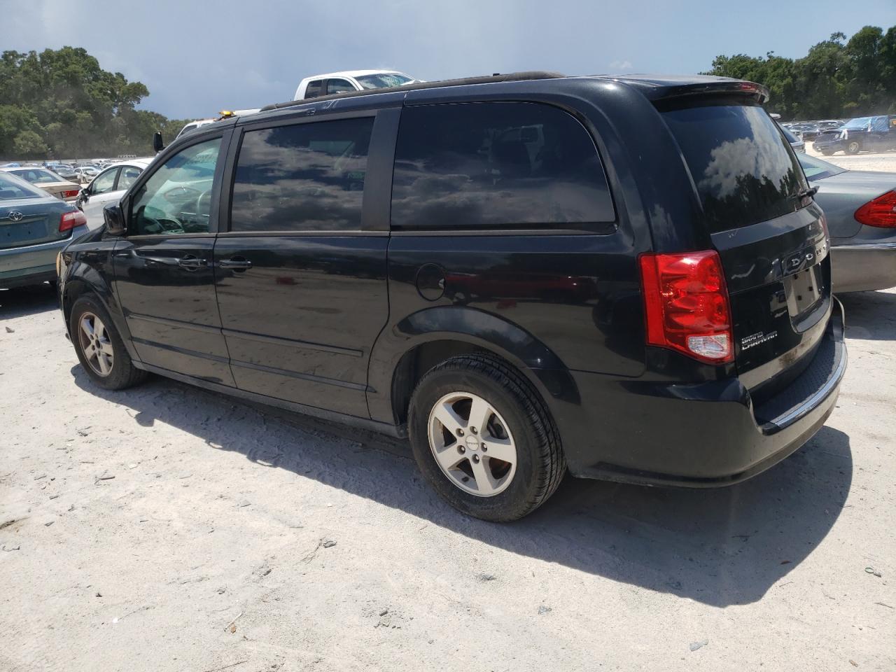 2012 Dodge Grand Caravan Sxt vin: 2C4RDGCG3CR358460