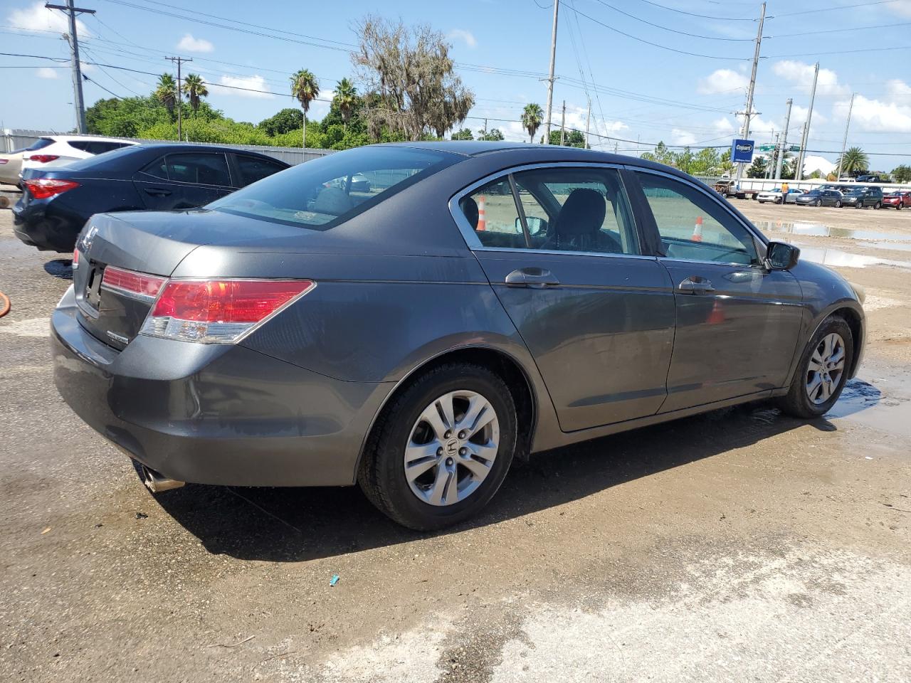 1HGCP2F63BA031922 2011 Honda Accord Se