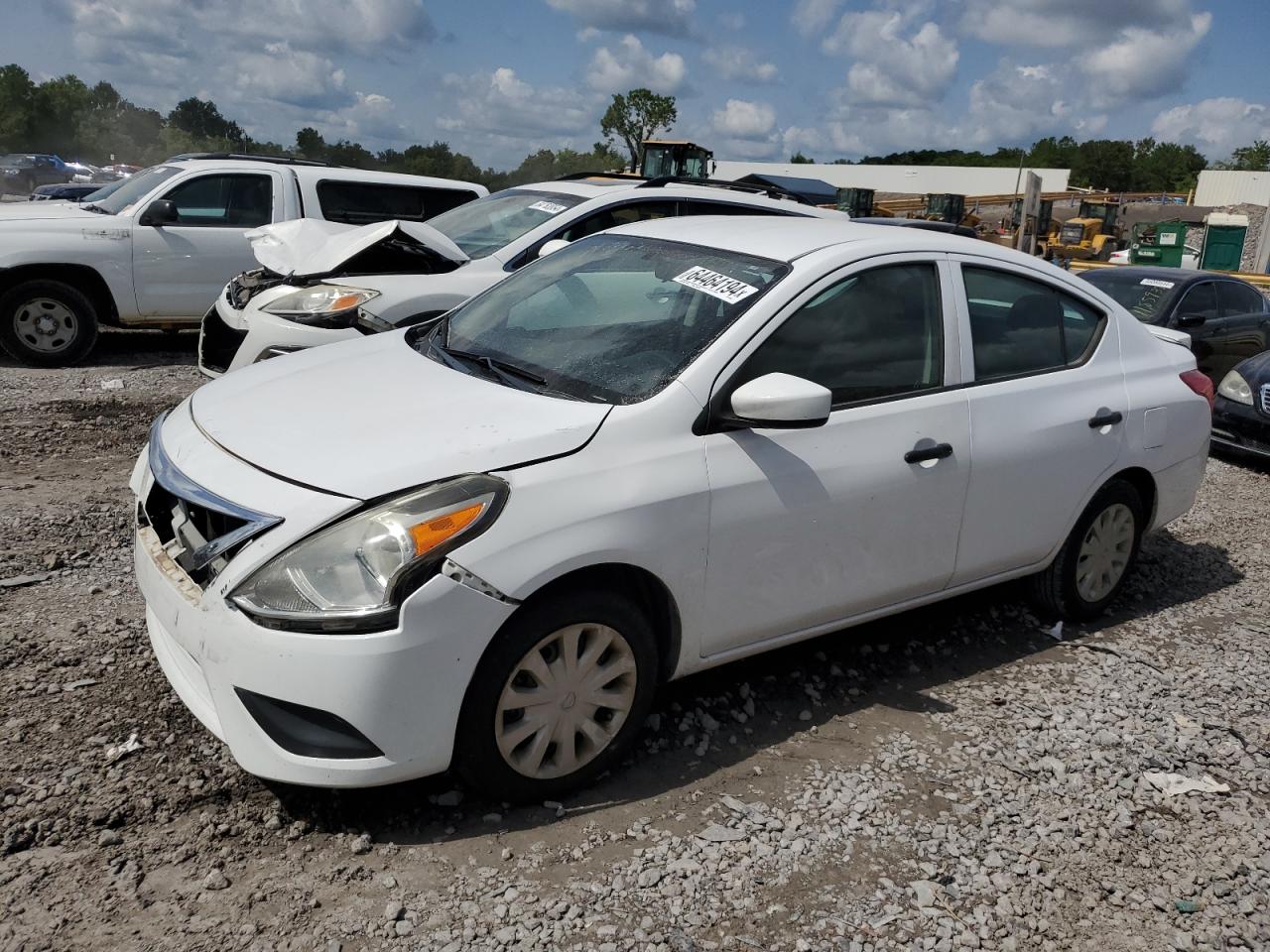  Salvage Nissan Versa