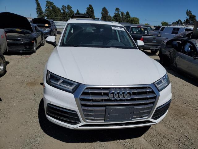 VIN WA1BNAFYXJ2019846 2018 Audi Q5, Premium Plus no.5