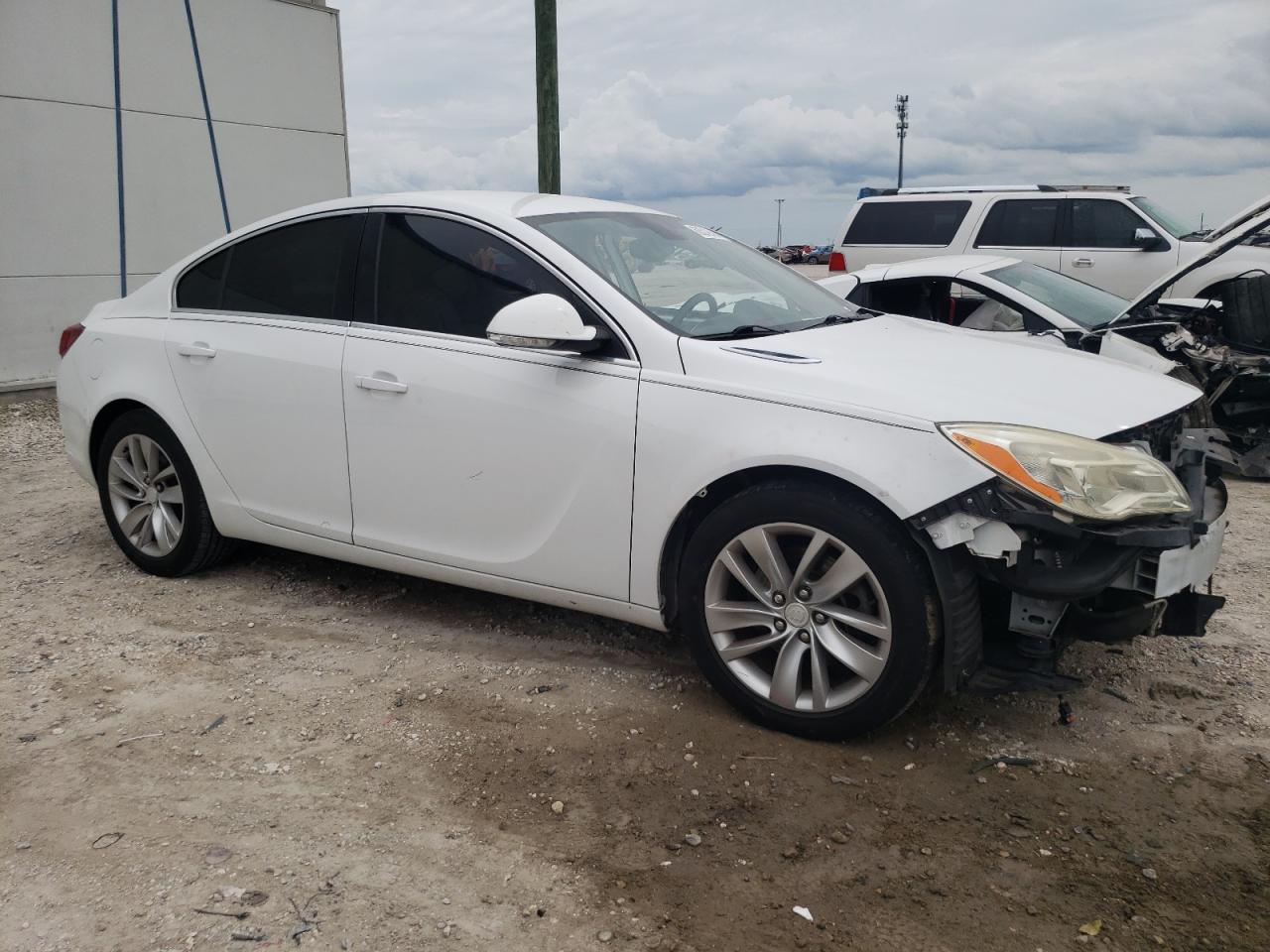 2G4GK5EXXF9177483 2015 Buick Regal