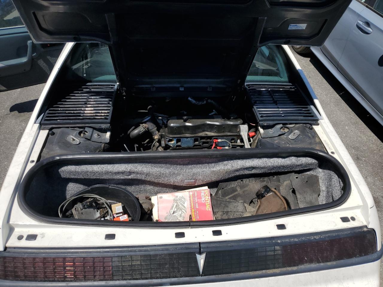 1G2PE11RXHP244636 1987 Pontiac Fiero