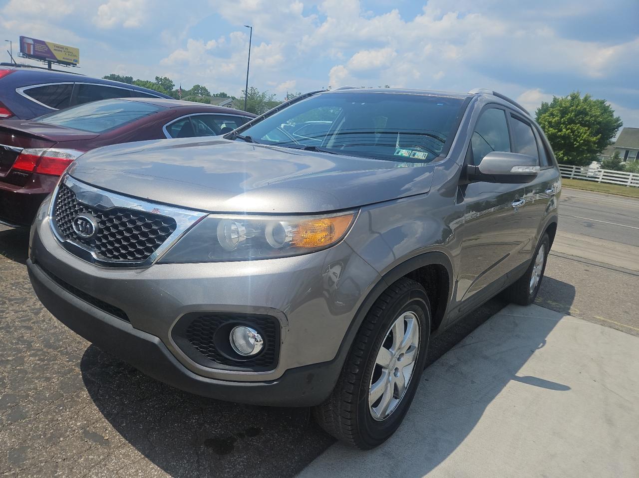 2012 Kia Sorento Base vin: 5XYKT3A60CG195231