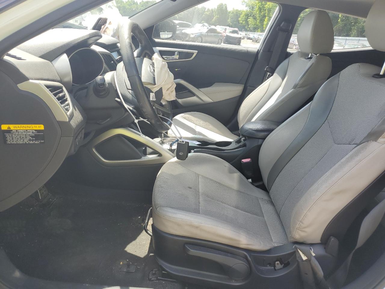 KMHTC6AD8DU110037 2013 Hyundai Veloster