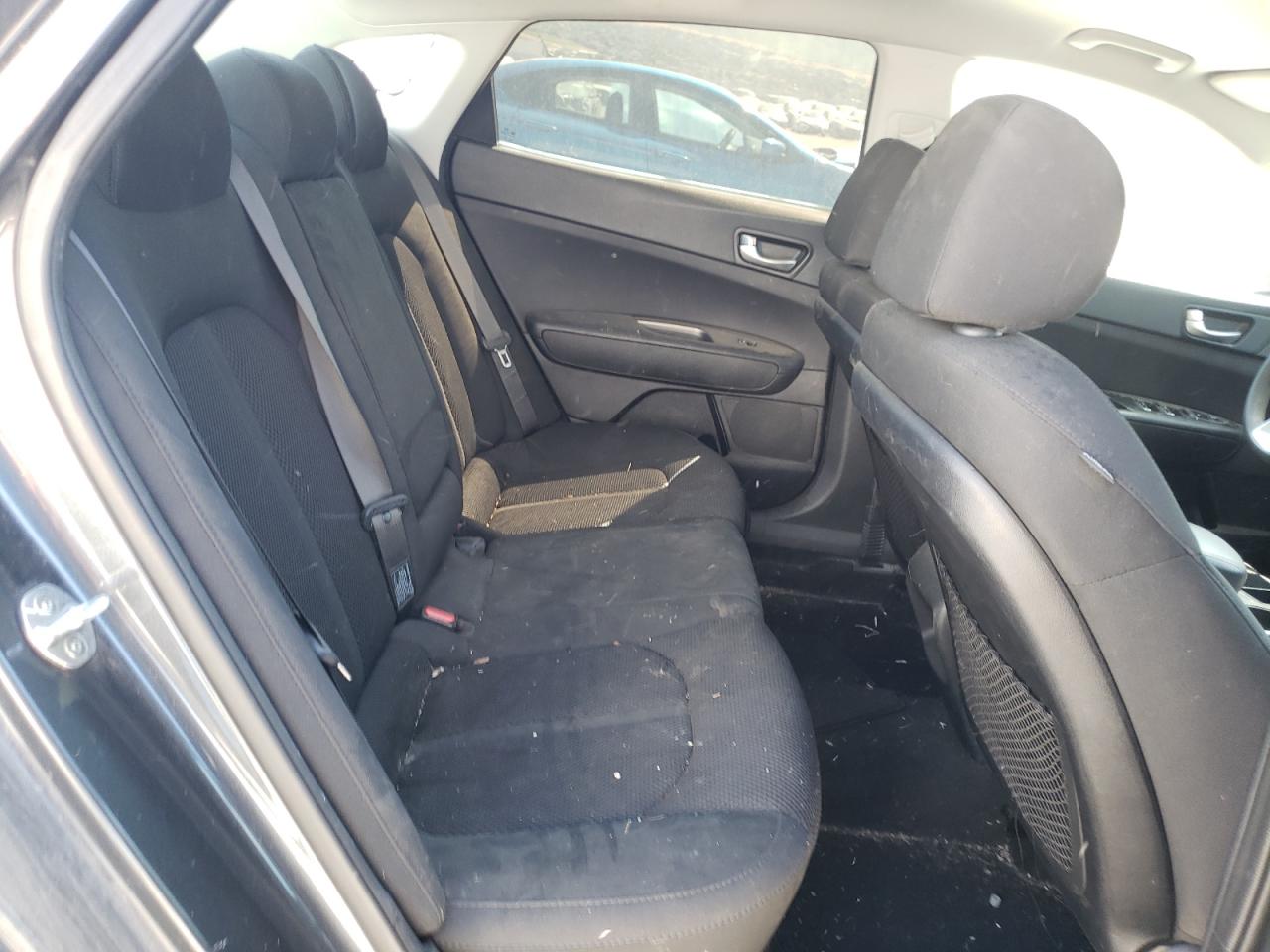 5XXGT4L33LG385995 2020 Kia Optima Lx