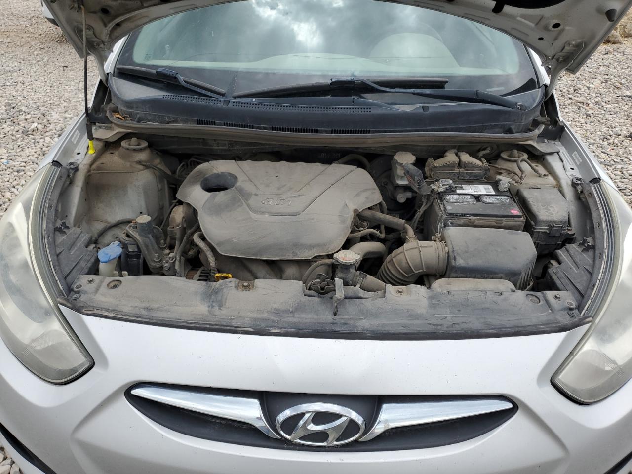 KMHCT4AE2DU317102 2013 Hyundai Accent Gls