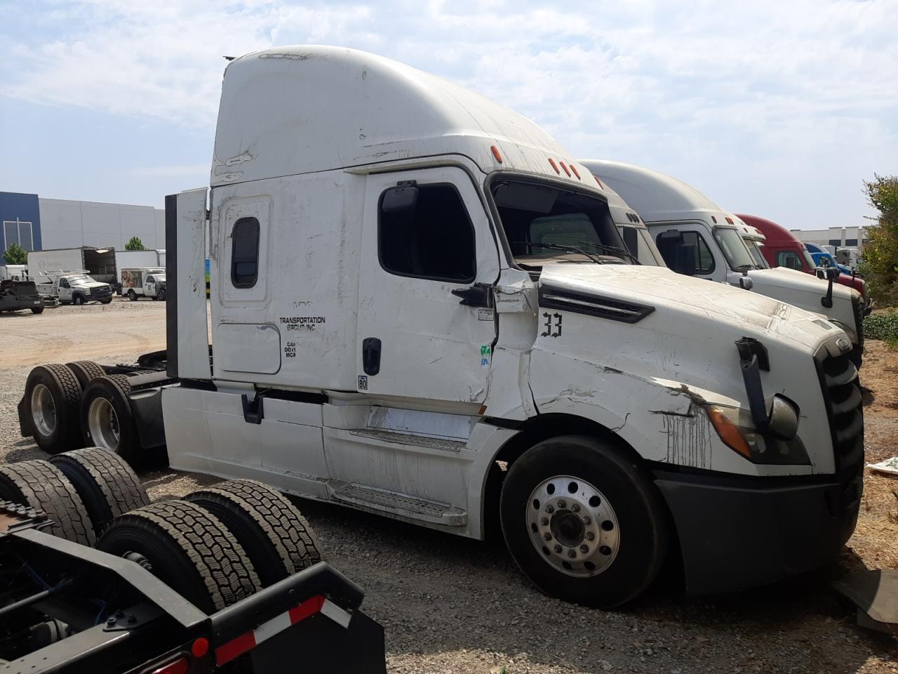 Freightliner Cascadia 2019 126" sleeper cab