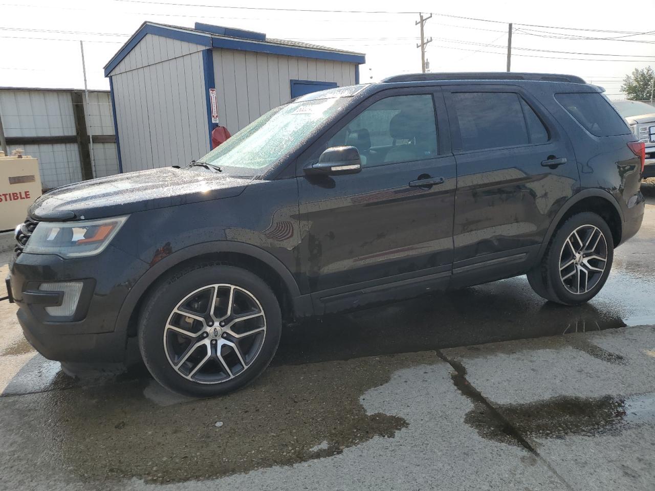 2016 Ford Explorer Sport vin: 1FM5K8GT7GGB72537