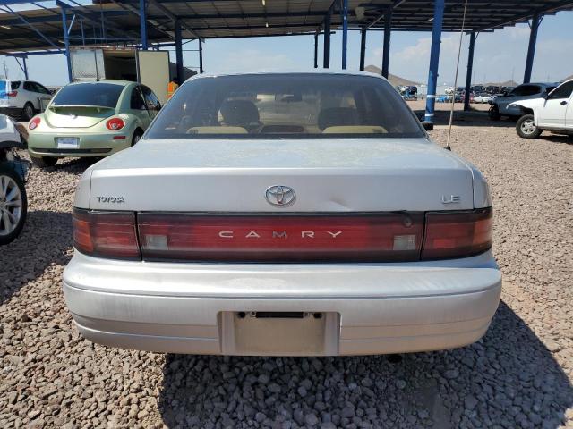1994 Toyota Camry Le VIN: JT2SK12E1R0270619 Lot: 62151574