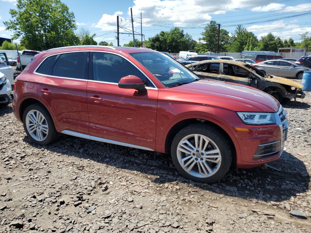 WA1BNAFY9J2016288 2018 Audi Q5 Premium Plus