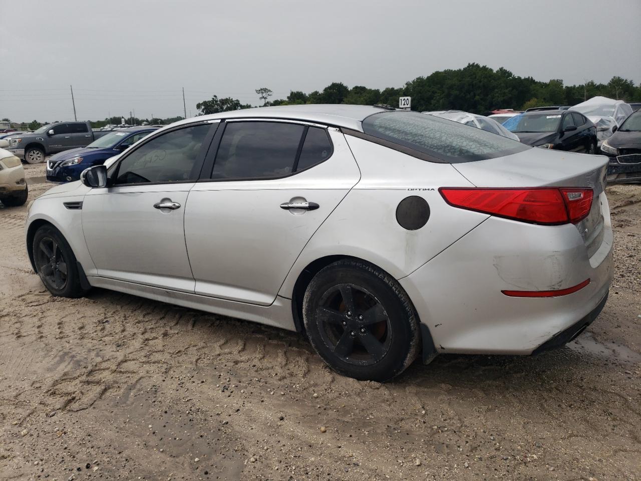 2015 Kia Optima Lx vin: 5XXGM4A70FG395486