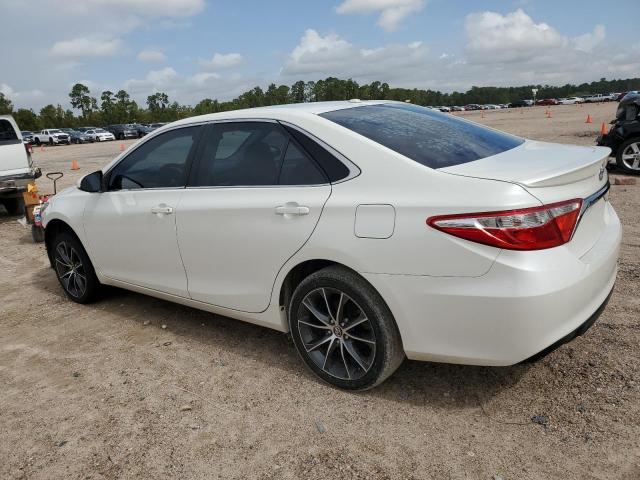 VIN 4T1BF1FK3FU046327 2015 Toyota Camry, LE no.2